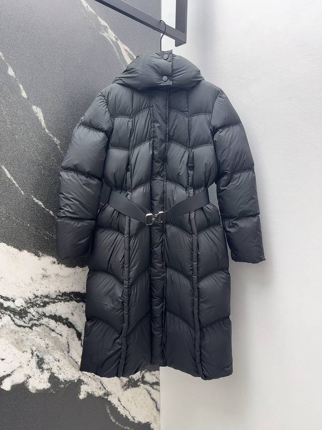 Bur 25Ss autumn/winter new arrival: classic hooded, waisted, short hooded down j