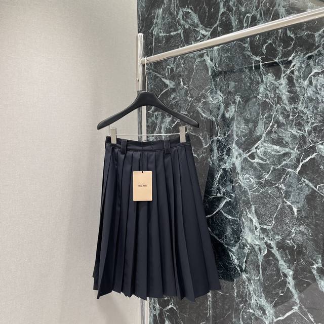 Miu 25 Early Fall new appliqu