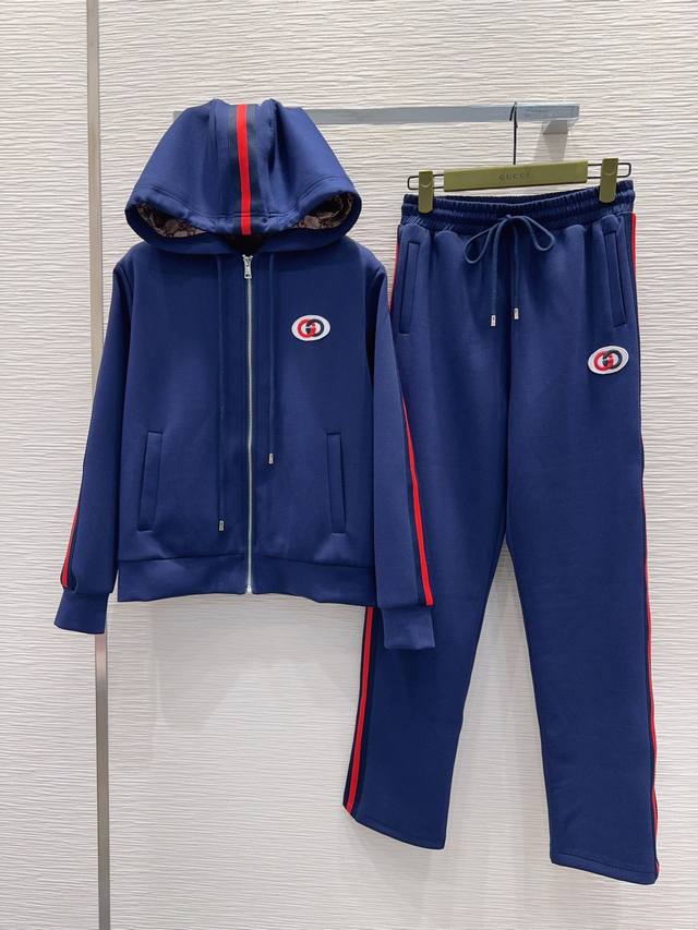 Gucc* 2025Fw new suits are slimming and stylish, creating an elegant and stylish