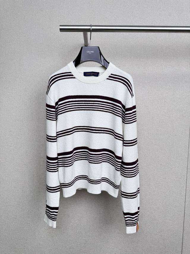 Lv2025 autumn and winter new horizontal striped leather logo knit sweater, the s