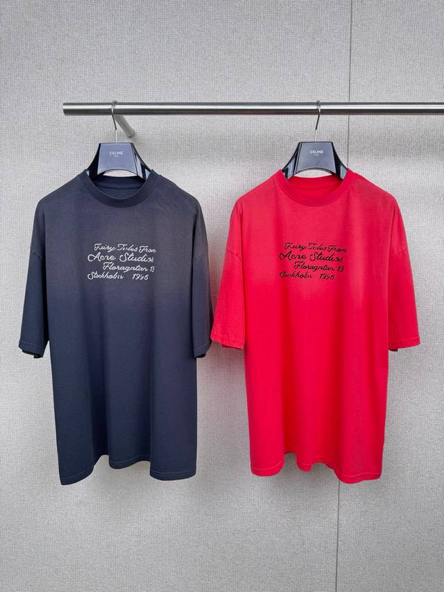 This Acne 1996 short-sleeve shirt is seriously awesome! American retro has been