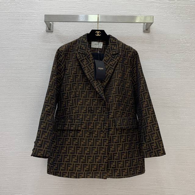 Fend's new custom double-Ff jacquard fabric has a crisp and stylish design! This