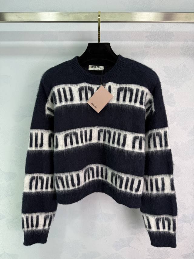 Miu*25 new fall/winter crewneck knit top in dark blue with white stripes and a f