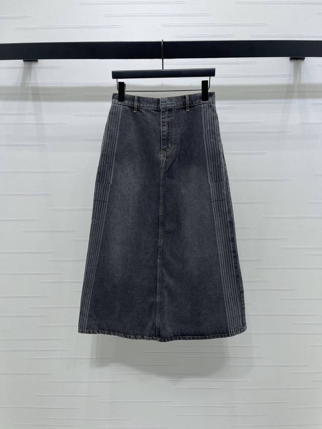 New, original, high-end quality, Dio* 2025 Early Fall Collection! Laser-lettere