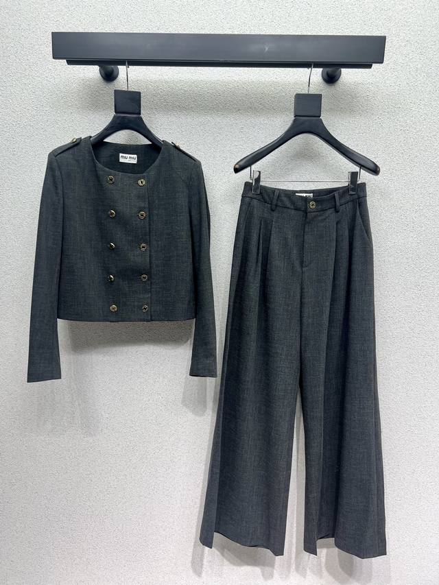 Miu button-down suit, neat and stylish, recommended for daily wear, with a sens