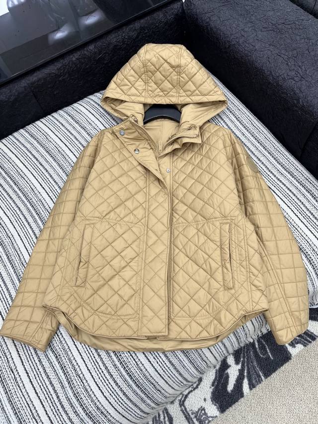 Hot item in stock! Original custom Her*