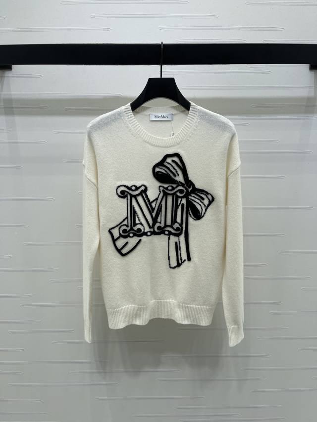 New, original, high-quality Maxmar* 2025 Early Fall collection! Synced with the