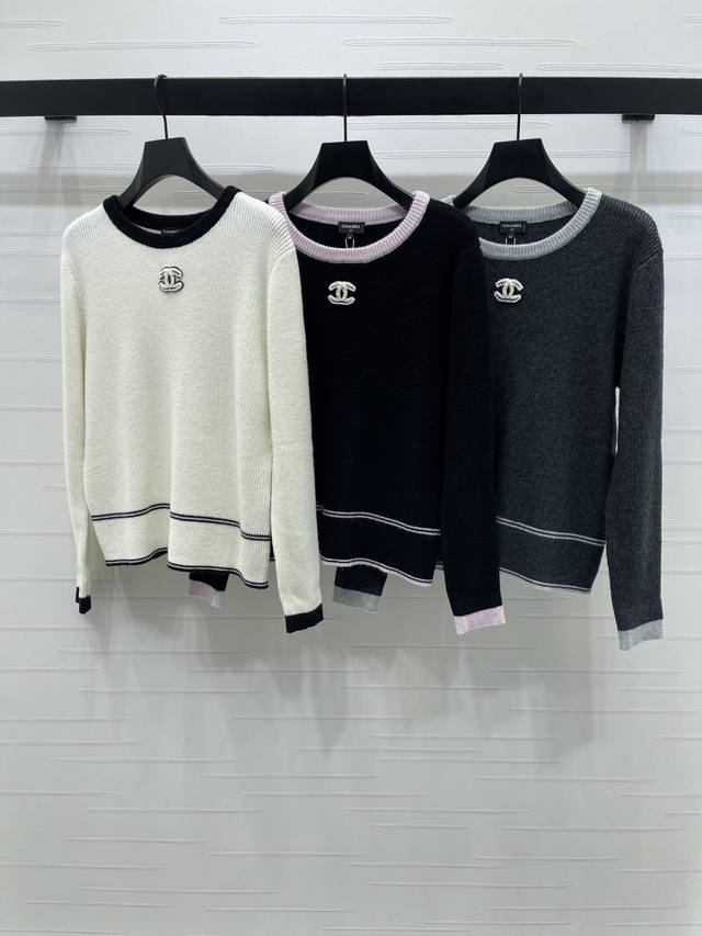New, original, high-quality Chane* 2025 Early Fall collection! Crew-neck long-s