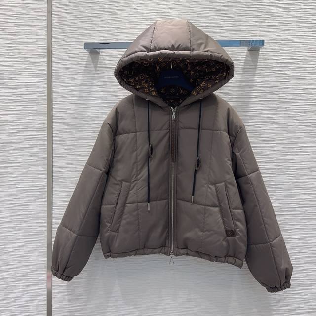 Louis Vuitto*2025Fw new cotton jacket, a must-have for fashionistas. This versat