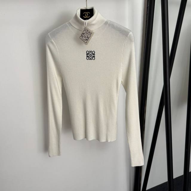 Style No. 20255850 Loew's newest logo embroidered turtleneck long-sleeved knit