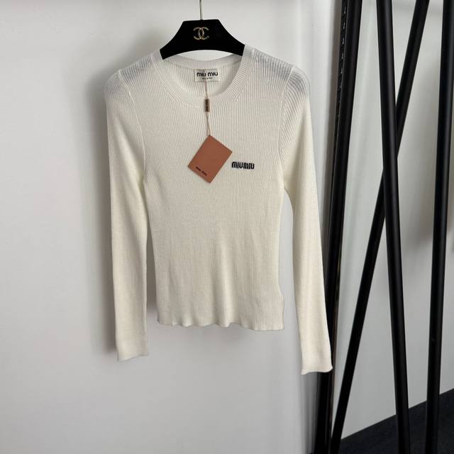 Style No. 20255849 Miumi* new logo lettering slim-fit long-sleeved knit bottomi