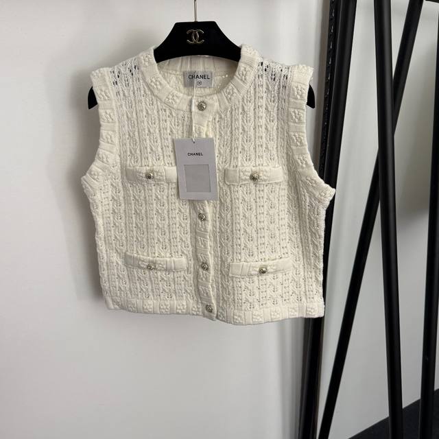 Style No. 20255848 Chane* new diamond logo button hollow jacquard knitted vest,