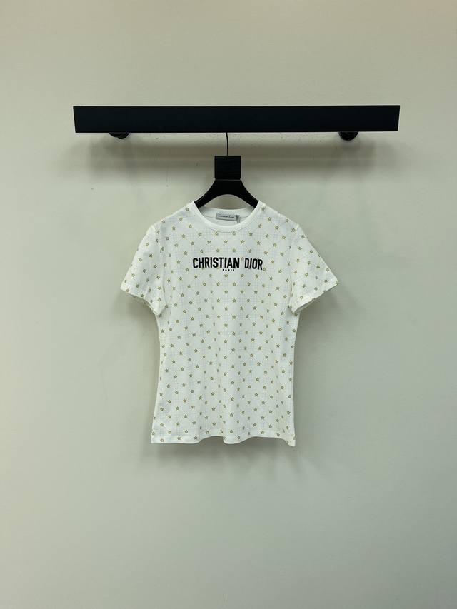 Dio*25's new early fall short-sleeved T-shirt with rattan check pattern and five