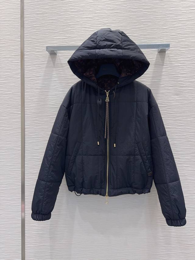 Louis Vuitto*2025Fw new quilted jacket, a must-have for fashionistas. This versa