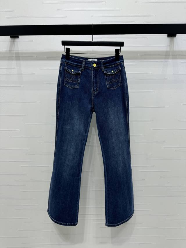 New, original, high-quality Chane* 2025 Early Fall collection! Flared jeans wit