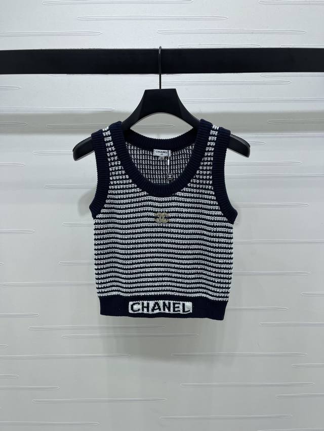 New, original, high-quality Chane* 2025 Early Fall collection! Sequined striped