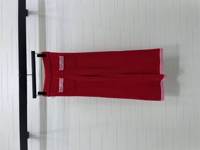 New, original, high-quality Chane* 2025 Early Fall collection! Wool knit wide-l