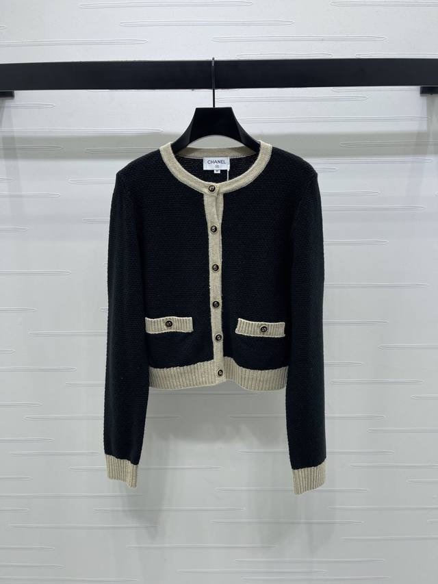 New, original, high-quality Chane* 2025 Early Fall Collection! Contrast-colored