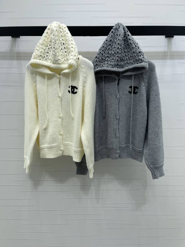 New, original, high-quality Chane* 2025 Early Fall collection! Hooded knitted l