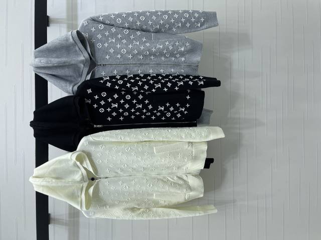 New, original, high-quality Louis Vui*Ton 2025 Early Fall Collection! Embroider