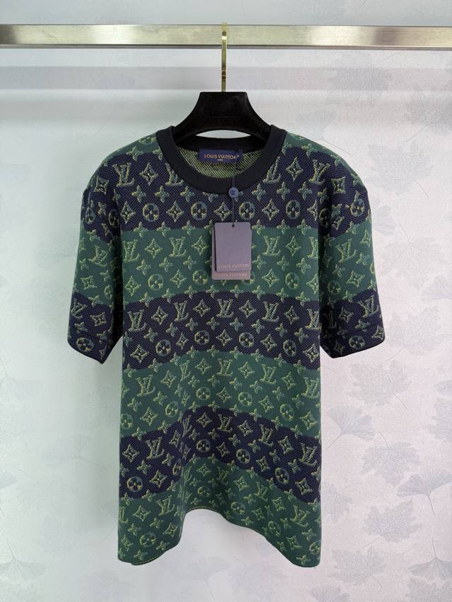 Lou*25's new early fall green gradient monogram knit short-sleeve top features a