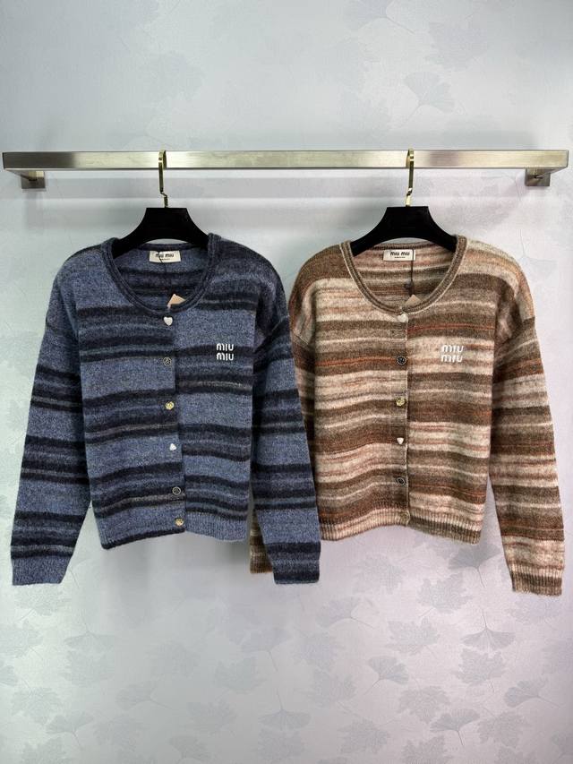 Miu*25 new autumn and winter striped knitted cardigan, round neck, single-breast