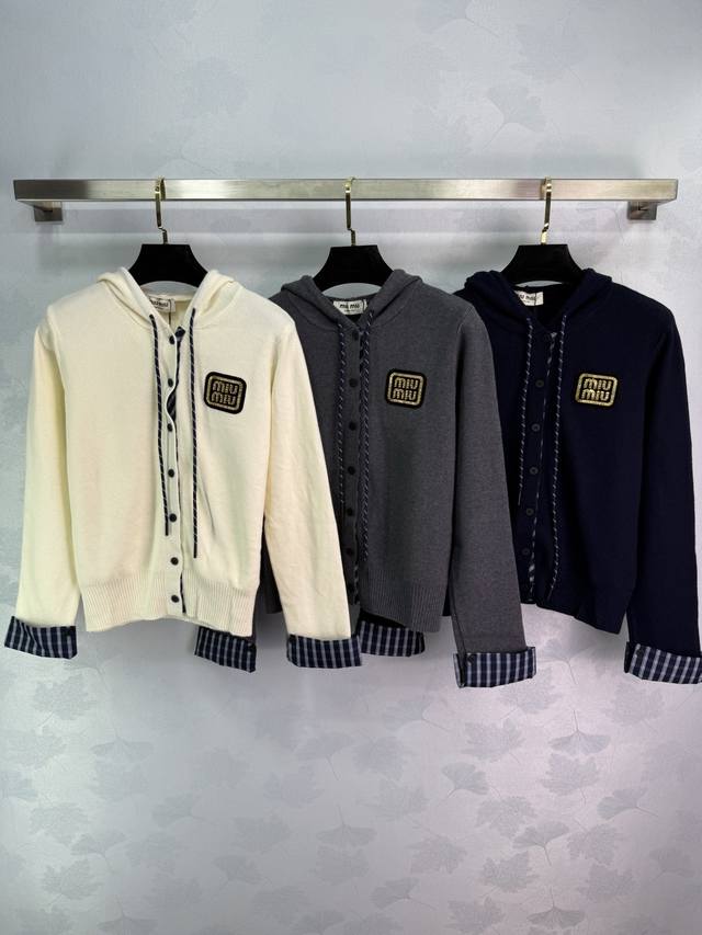 Miu*25 Early Fall new hooded knitted cardigan featuring classic logo embroidery