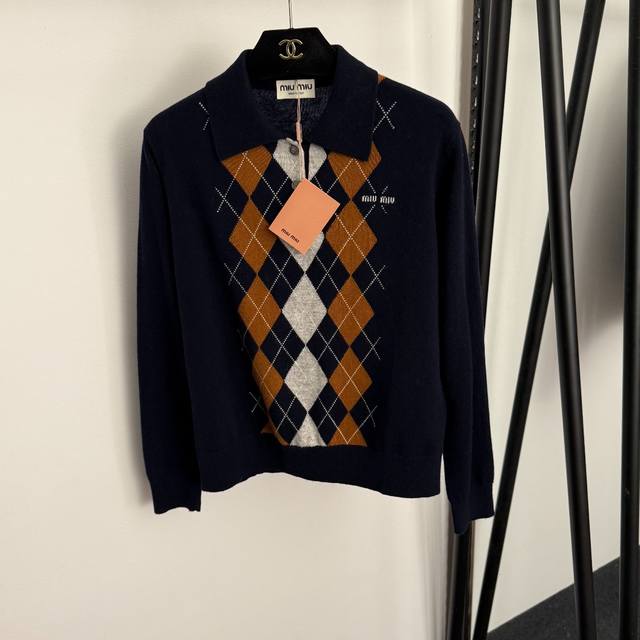 Style No. 20255781 Miumi* new contrast color diamond lapel long-sleeved wool sw
