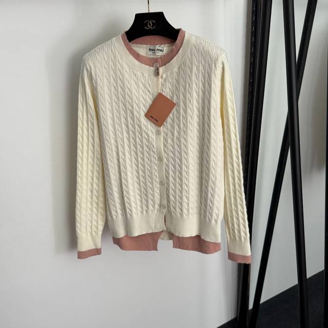 Style No. 20255765 Miumi* new fake two-piece stitching round neck long-sleeved