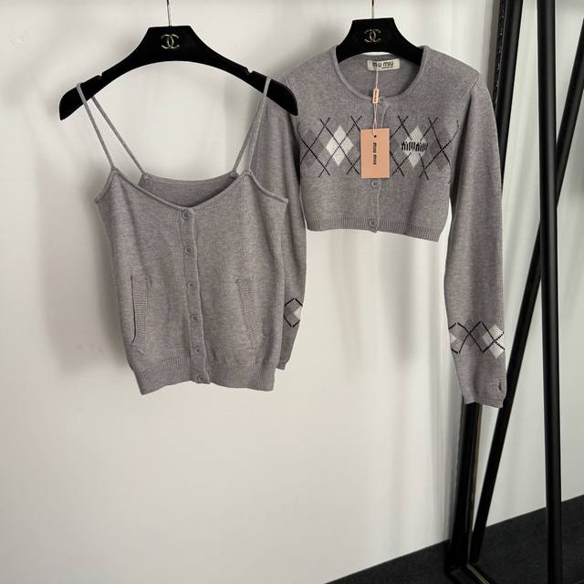 Style No. 20255757 Miumi* new style suit, diamond lattice short long-sleeved kn