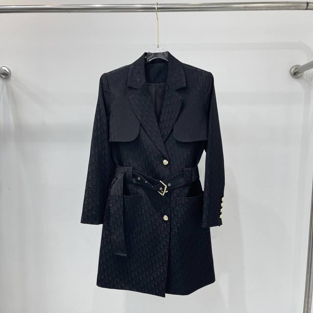 dior*Dior's new ladylike jacquard suit dress with classic style and high-end jac