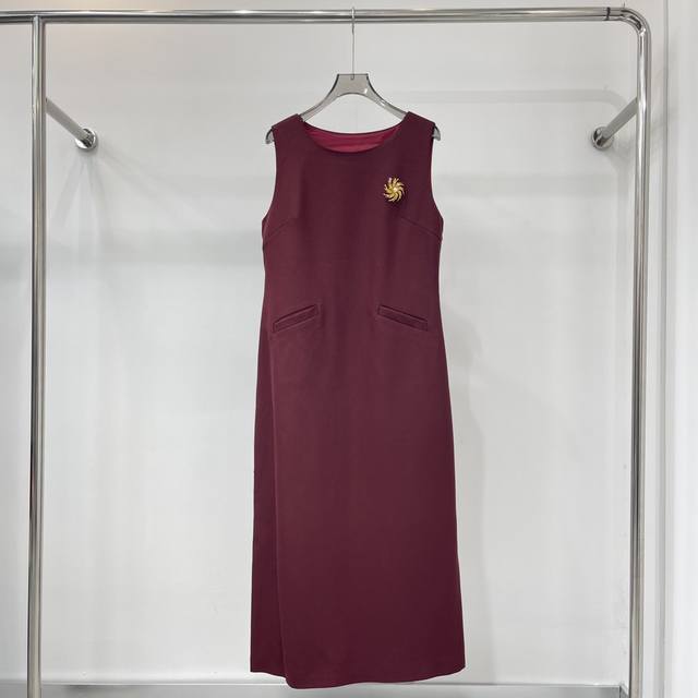 New celebrity sleeveless dress, instantly boost your popularity index! Classic