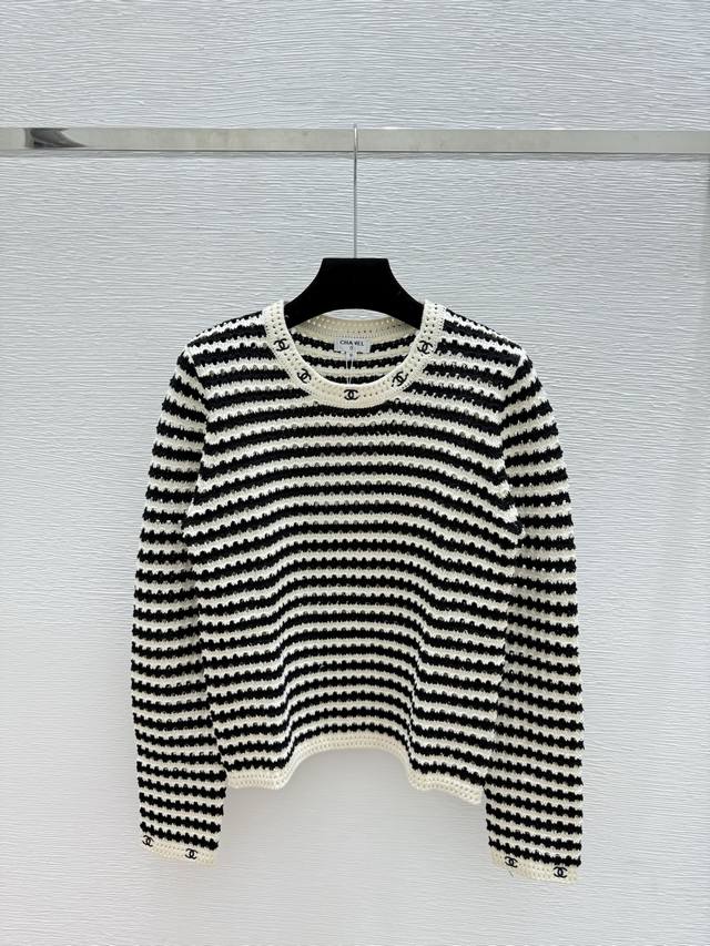Ch's early autumn new contrast striped hollow round neck knitted long sleeve Col