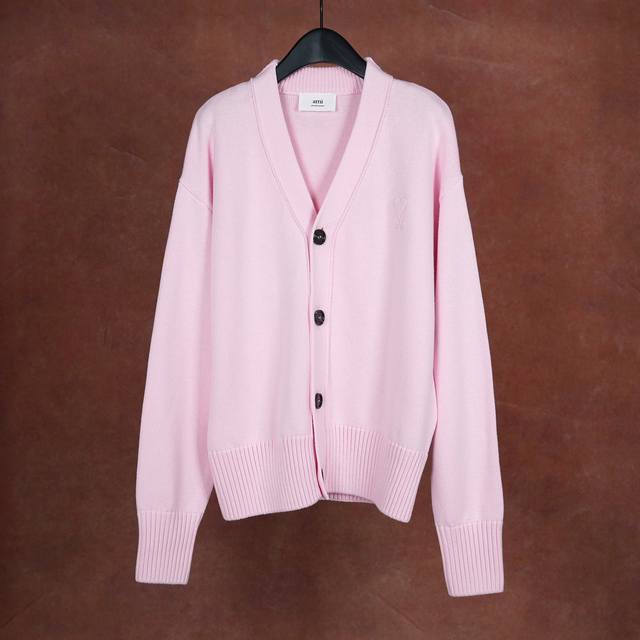 Chinese Valentine's Day limited edition, Ami's new pink cotton wool V-neck card