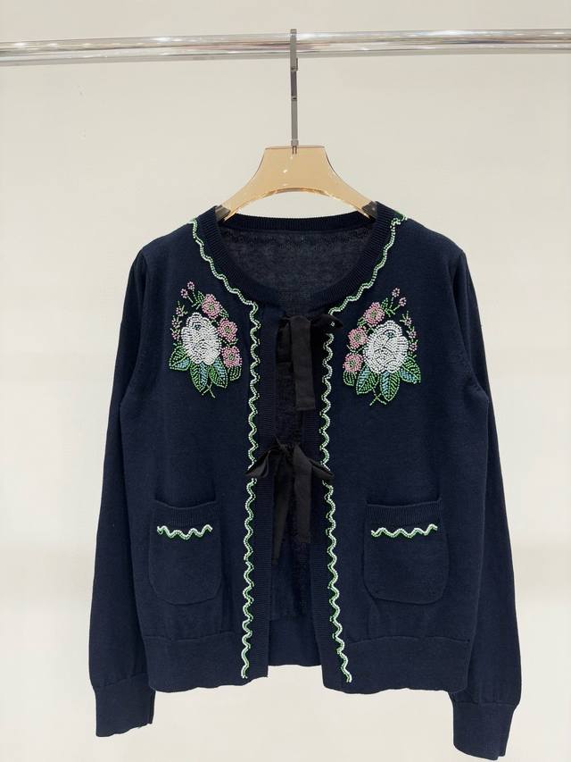 Valentino Cardigan | 25 Early Autumn New Round Neck Retro Age-Reducing Handmade