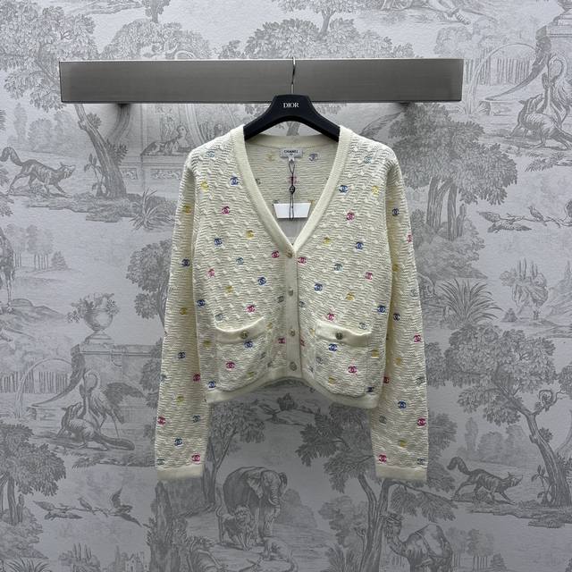 Chane*2025 New Arrival: Colorful Embroidered V-Neck Knit Cardigan. Custom-Made i