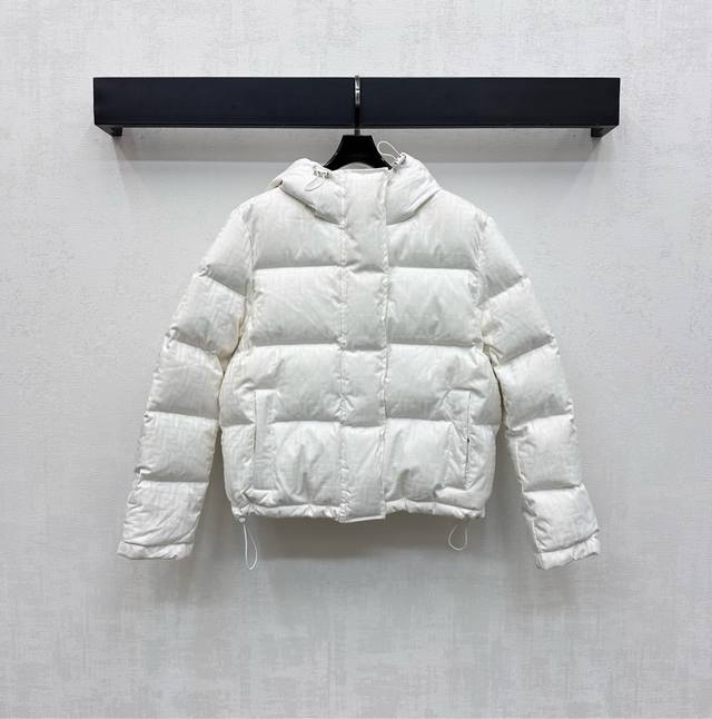 Fend*2025 New Arrival: Custom Hooded Zipper Down Jacket Made of Yb Imported Wind