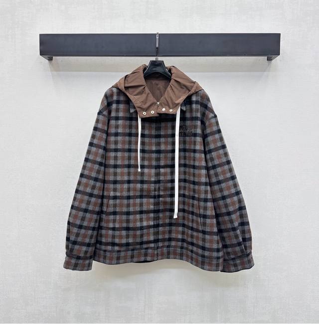 Miumi*2025 New Arrival: Detachable hooded plaid jacket, custom-made from Yb wors