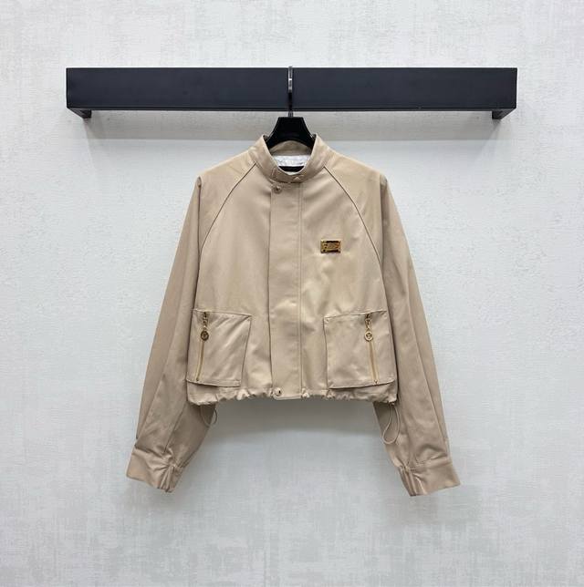 Louis Vuitto*2025 New Arrivals. This custom-made stand-up collar jacket is made
