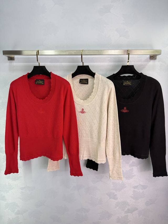Xitai*25 new early autumn knitted top with U-neck design and wavy hem. Small lo