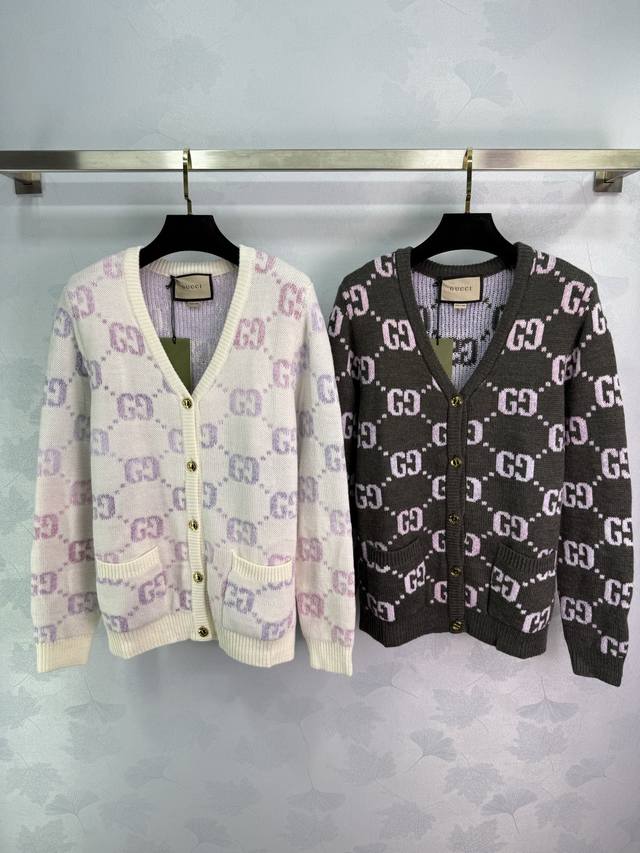 Gucc Double G diamond monogram V-neck cardigan, available in white and gray, siz