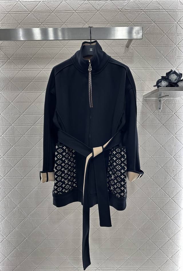 Louis Vuitto* 2025 New Arrivals Lapel Jacquard Belt Coat Custom Yb cotton and ny