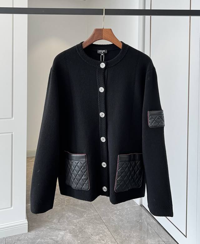 In stock, shipped instantly. Authentic Chanl 25B leather and cashmere knitted j