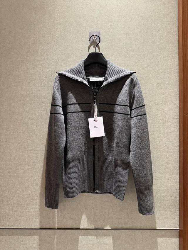dio* monogram logo double-sided cashmere zippered slim fit cardigan is a must-ha