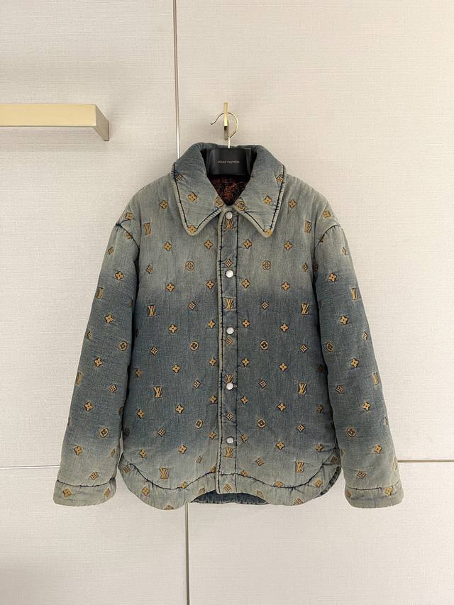 New arrival! New arrival! LV's new padded denim jacket-style shirtImported pure