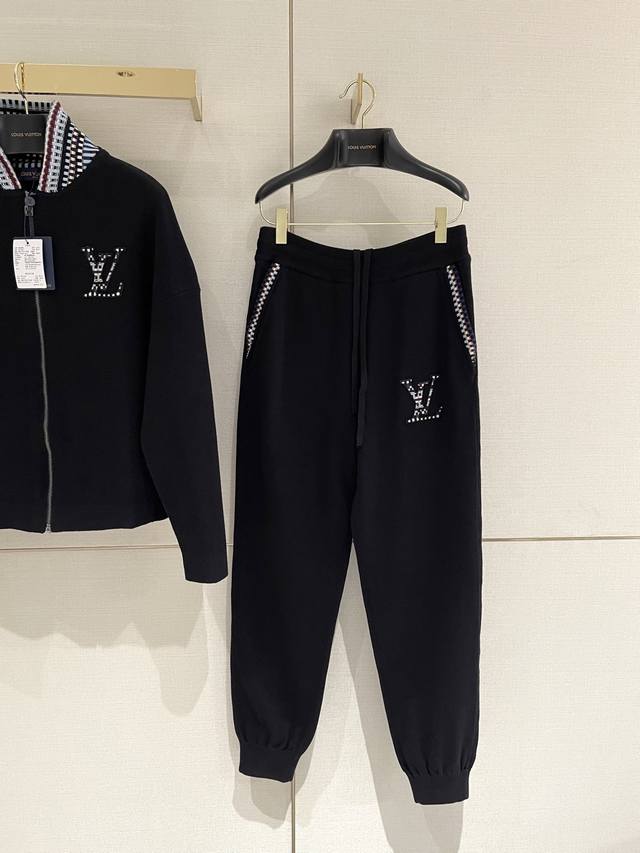 New Arrival! New Arrival! Lou25Ss jacquard wool trousers. Original pattern colo