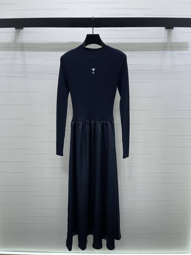 New, original, high-end quality, Dio* 2025 Early Fall collection! Crew-neck kni