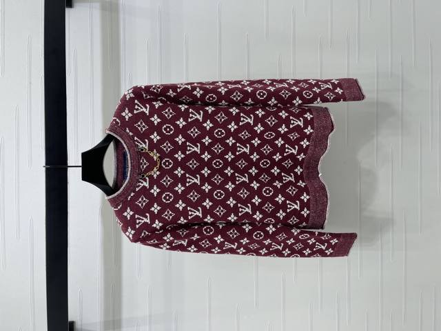 New, original, high-quality Louis Vui*Ton 2025 Early Fall collection! Jacquard