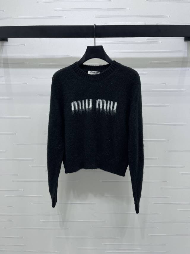 New, original, high-quality, Miumi* 2025 Early Fall collection! Crew-neck knitt