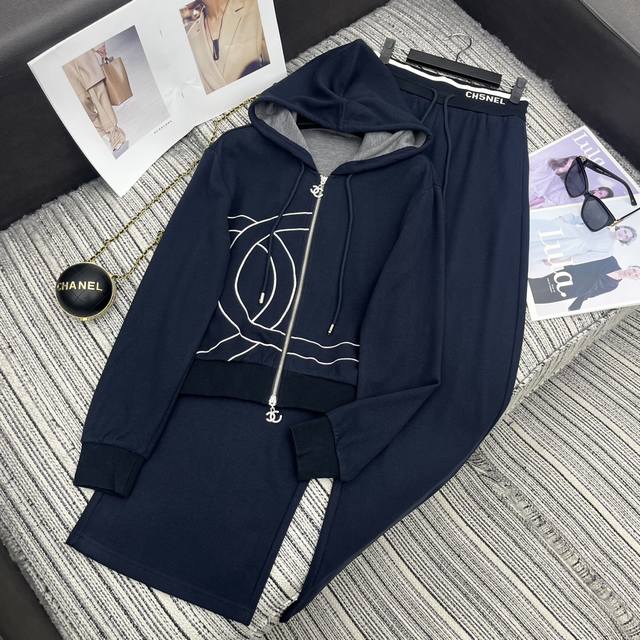 Strongly recommend the 25th year early autumn series Cha* new double C embroider